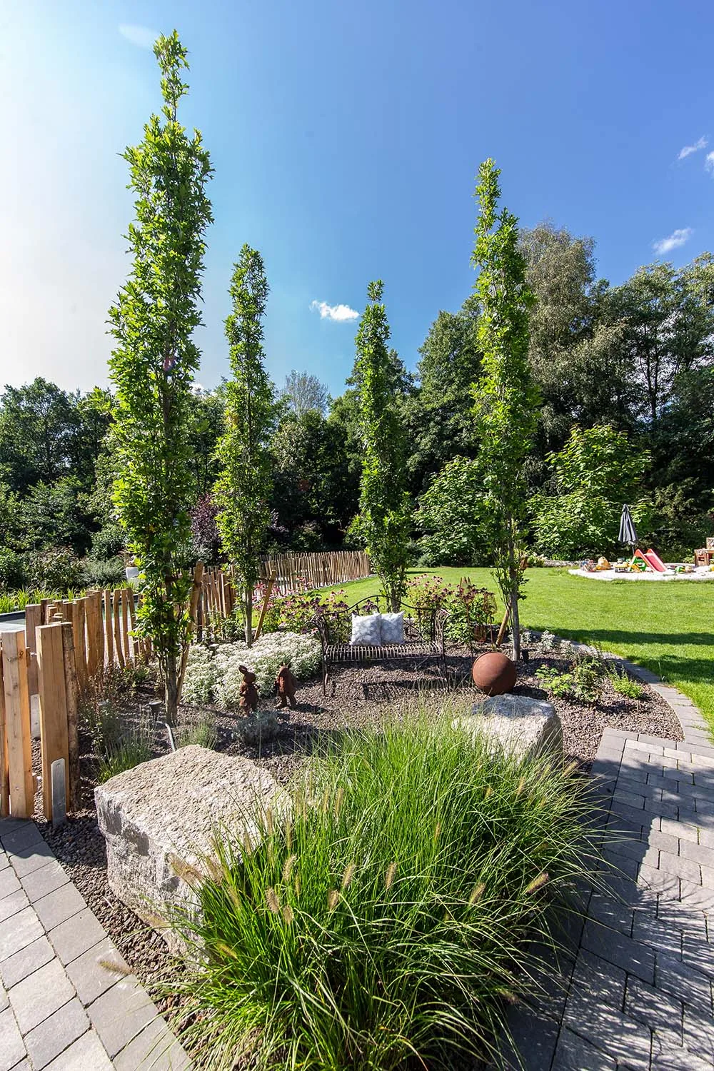 Pflanzzone am Wasser der Wellnessoase in Burbach